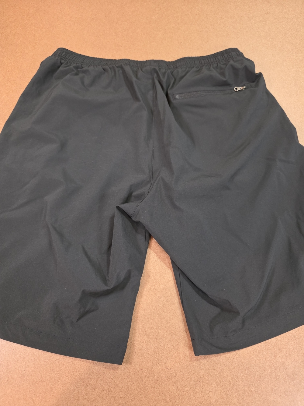 Nike Black Athletic Shorts with Zipper Pocket XL - Picture 7 of 10